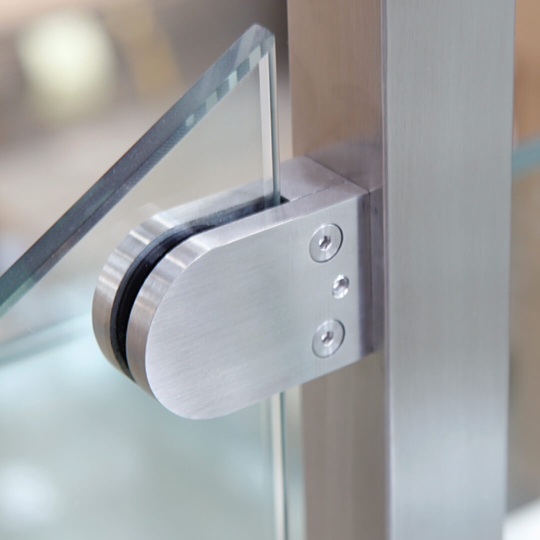 Pinza de Cabeza Redonda Base Recta para Vidrio